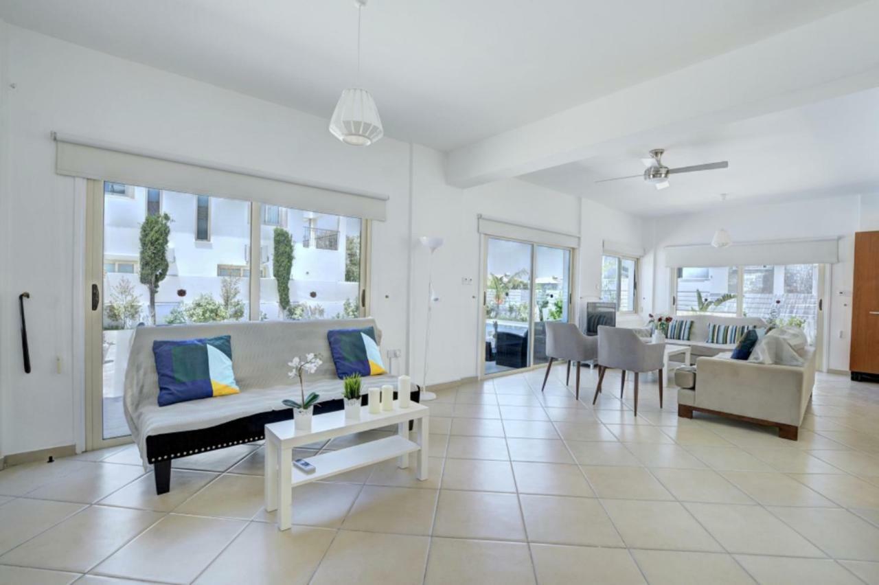 Blue Sea Villa Protaras Exterior photo